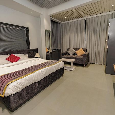 Hotel Mountain View Нашик Екстериор снимка